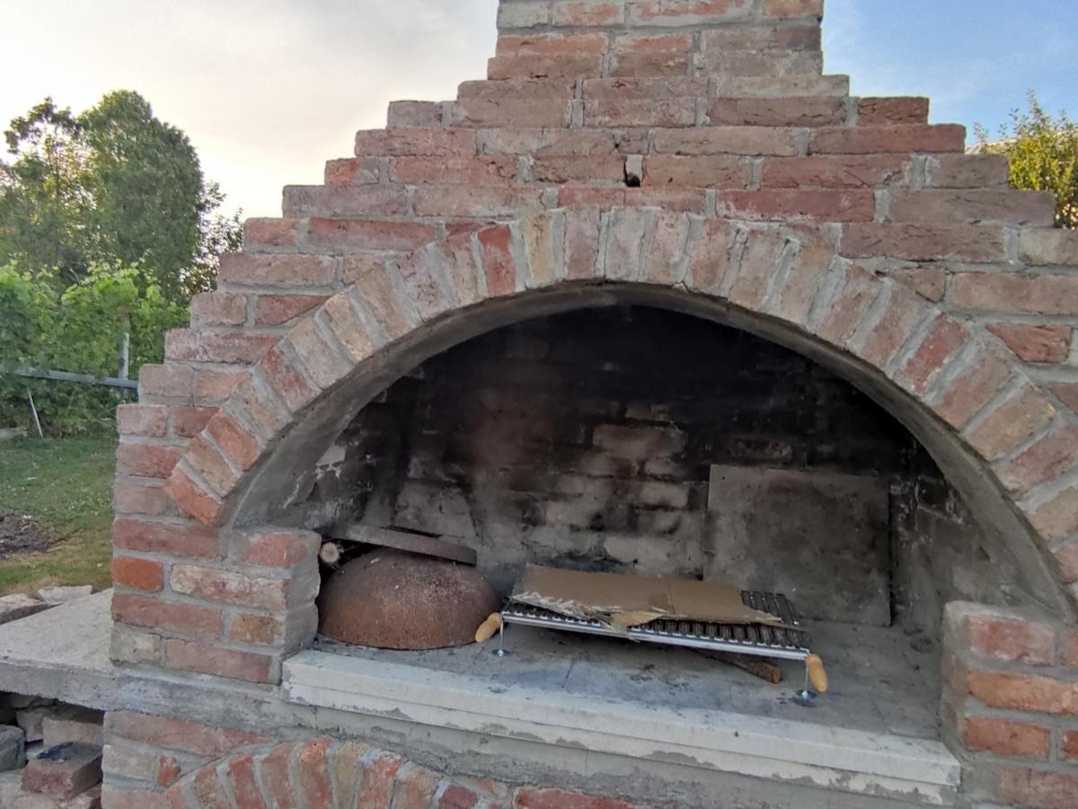 Kuca Za Odmor Kod Mare Vukovar Exterior foto